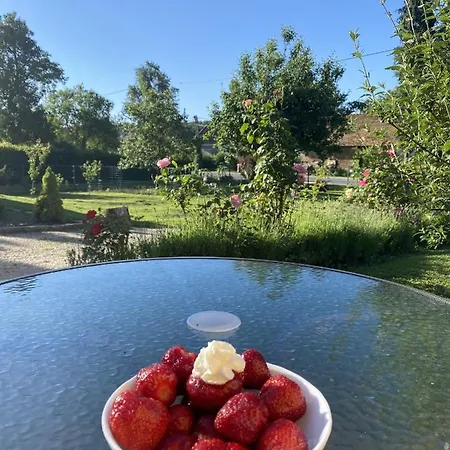 Tulipan Vendeghaz Apartmán Kercaszomor